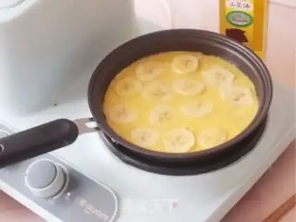 Make Banana omelet step 7