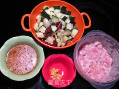 Make Chicken and cucumber step 1