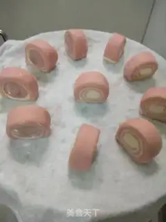 Make Double-coloured cheese sausage bag step 8