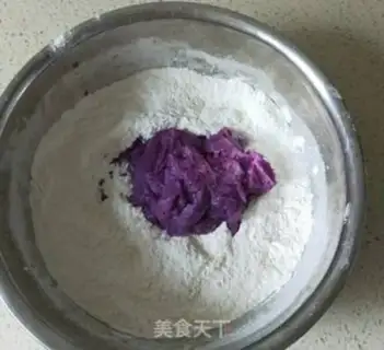 Make Potato buns step 2