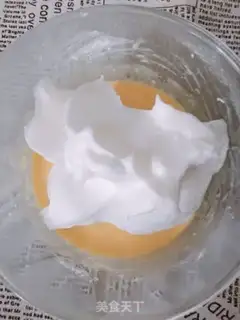 Make Strawberry roll step 4