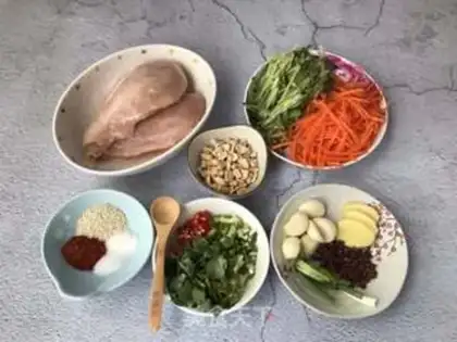 Make Spicy chicken silk step 0