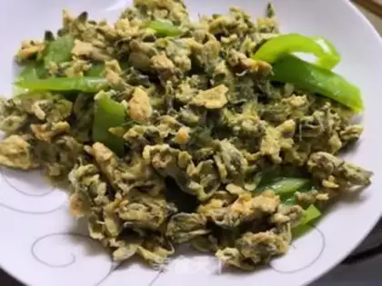 Make Scrambled eggs step 3