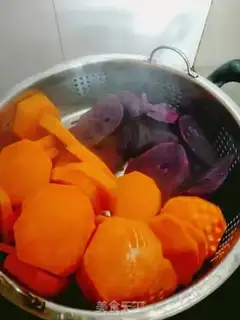 Make Taco and fruit step 0