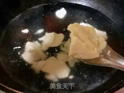 Make Autumn sausage tofu step 1