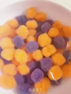 Make Taco and fruit step 3