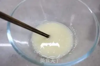 Make Strawberry roll step 11