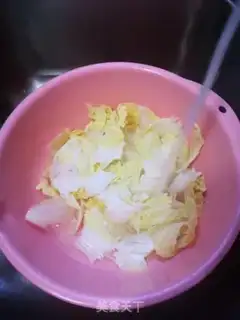 Make Cabbage with red sausage step 0