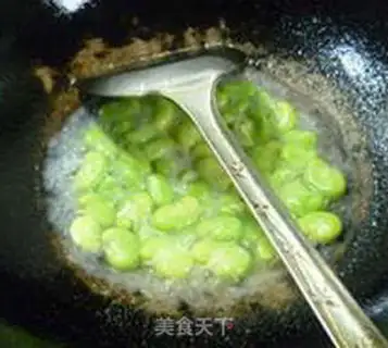 Make Snowball eggs, fried beans step 10