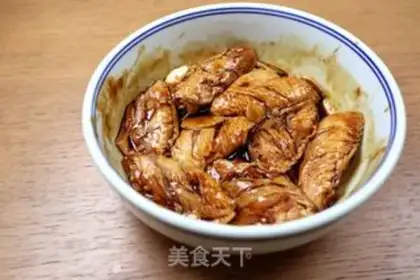 Make The honey is on the wings step 3