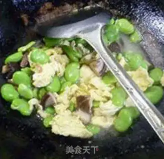 Make Egg cash mushrooms and fried beans step 11