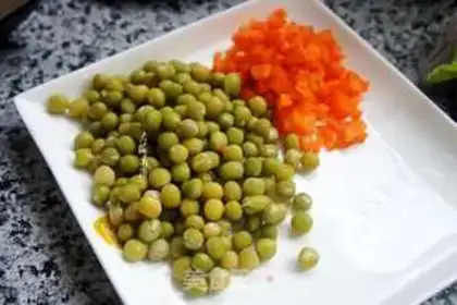 Make Peas and fried meat step 2