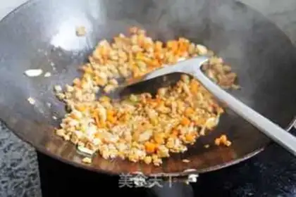 Make Creaming peppers and eggs and teeth step 2