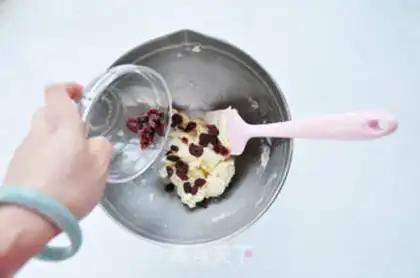 Make Cranberry scon step 6