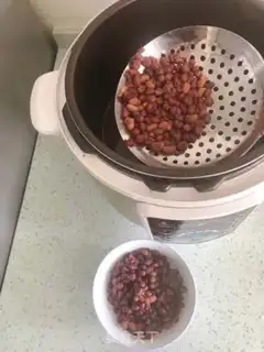 Make Red bean rice step 1