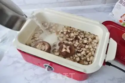 Make Spoon noodles step 6