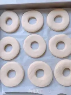 Make Fried doughnuts step 4