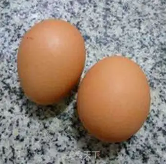 Make Paprika, screech, tiara eggs step 2