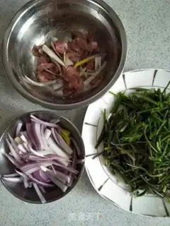 Make Onion-fired celery step 8