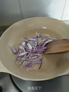 Make Onion-fired celery step 9