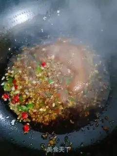 Make Garlic fan dolls step 8