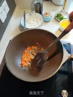 Make Goldball fried rice step 4