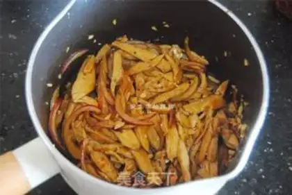 Make The onion mixed chicken step 7