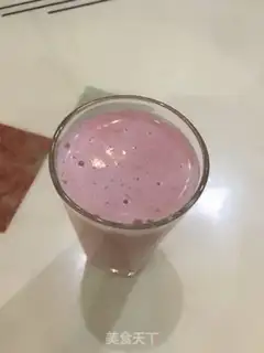 Make Strawberry shakes step 6