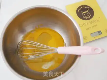 Make Strawberry rolls step 0