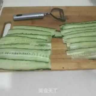 Make The cucumber platters step 2