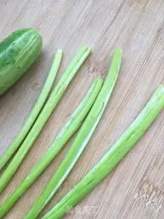Make Pelican cucumber step 1