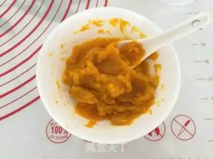 Make Pumpkin step 1