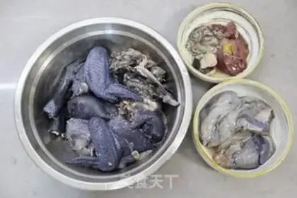 Make Three chickens step 1