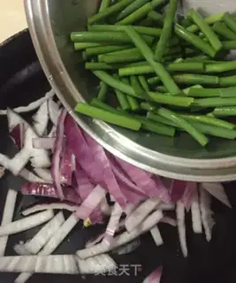 Make Onions and garlic step 4