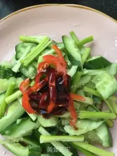 Make Pelican cucumber step 11