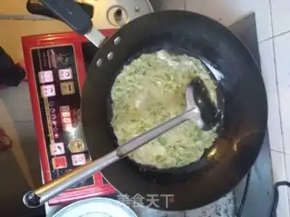 Make Fried eggs step 5