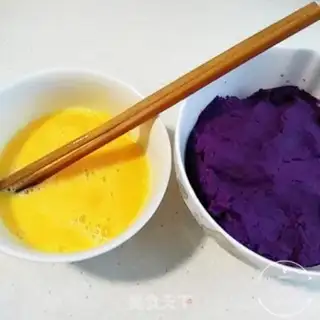 Make Potato egg rolls step 3
