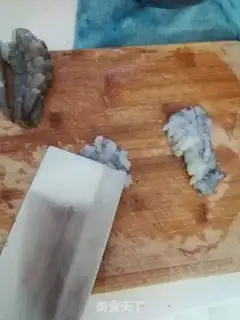 Make A boiled shrimp step 1