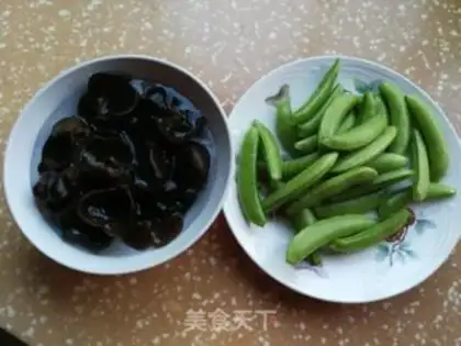 Make ♪ Sweet bean horns in the dark ♪ step 1