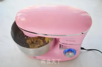 Make Peanut souffle step 1