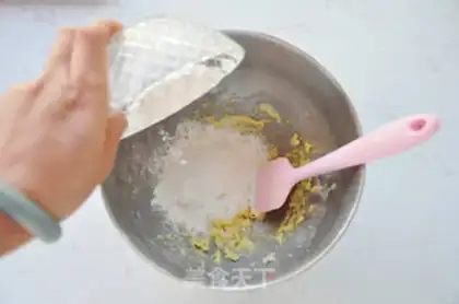 Make Peanut souffle step 3