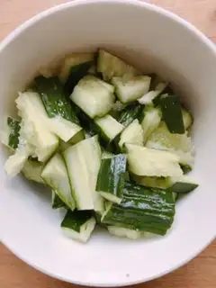 Make Sesame sauce and cucumber step 1