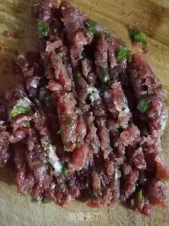 Make An omelet step 0