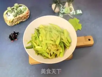 Make Squeeze meat and tofu step 4