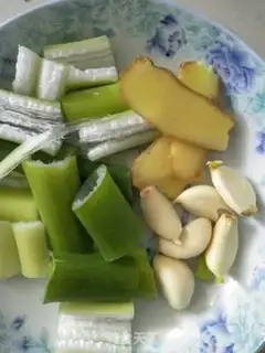 Make Fresh fish soup step 0