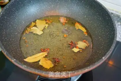 Make Spicy noodles step 1