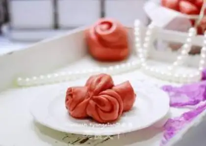 Make Fancy buns step 14
