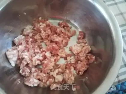 Make Pork carrot abalone mushroom dumplings step 4
