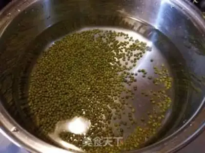Make Creamfish green bean soup step 1