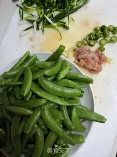 Make Chicken and sweet beans step 0